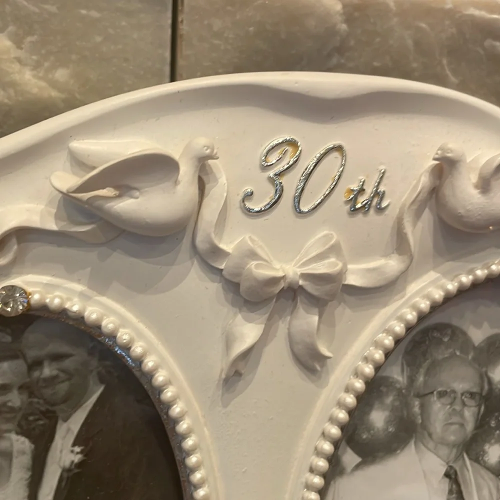 30th Anniversary Photo Frame - Picture 3 of 6